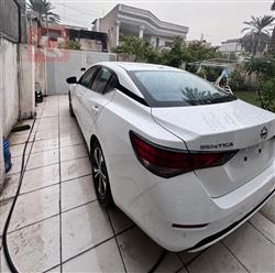 نيسان سنترا